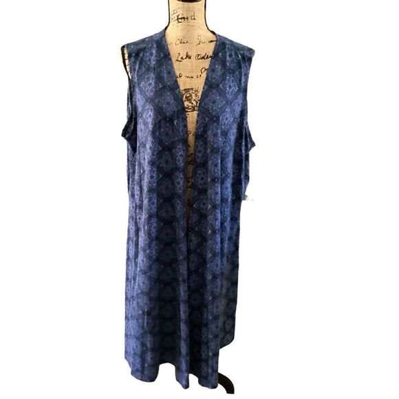 Lularoe Joy Vest - Picture 1 of 11